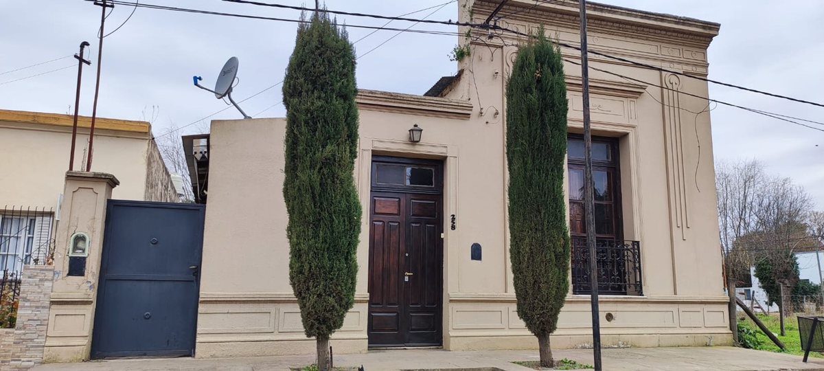 CASA EN VENTA EN MECHITA PARTIDO DE ALBERTI