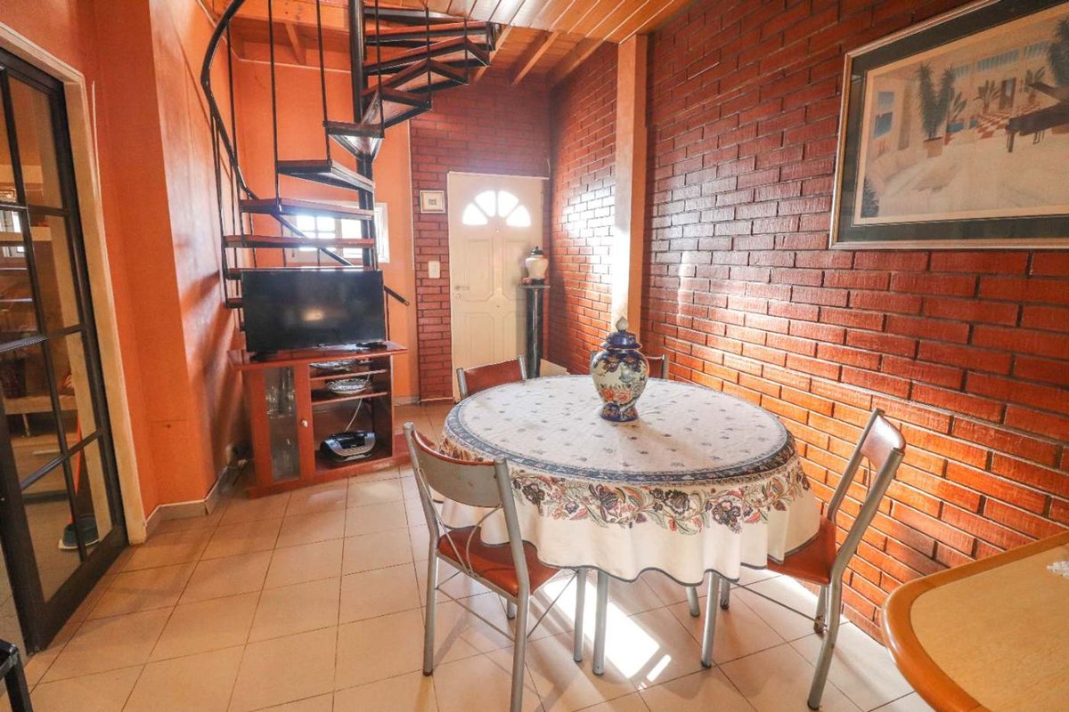 VENTA PH 4 AMB . VILLA ADELINA