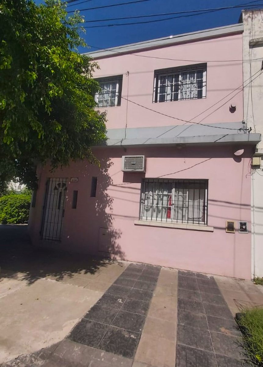 VENTA PH 5 AMBIENTES IDEAL 2 FAMILIAS -M. CORONADO