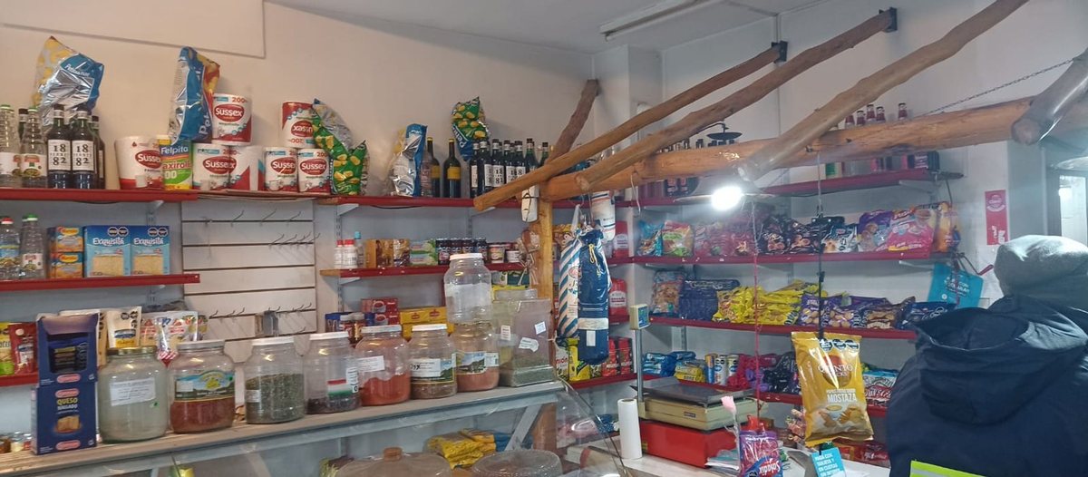 Venta Local Comercial  zona Puerto (varios rubros)