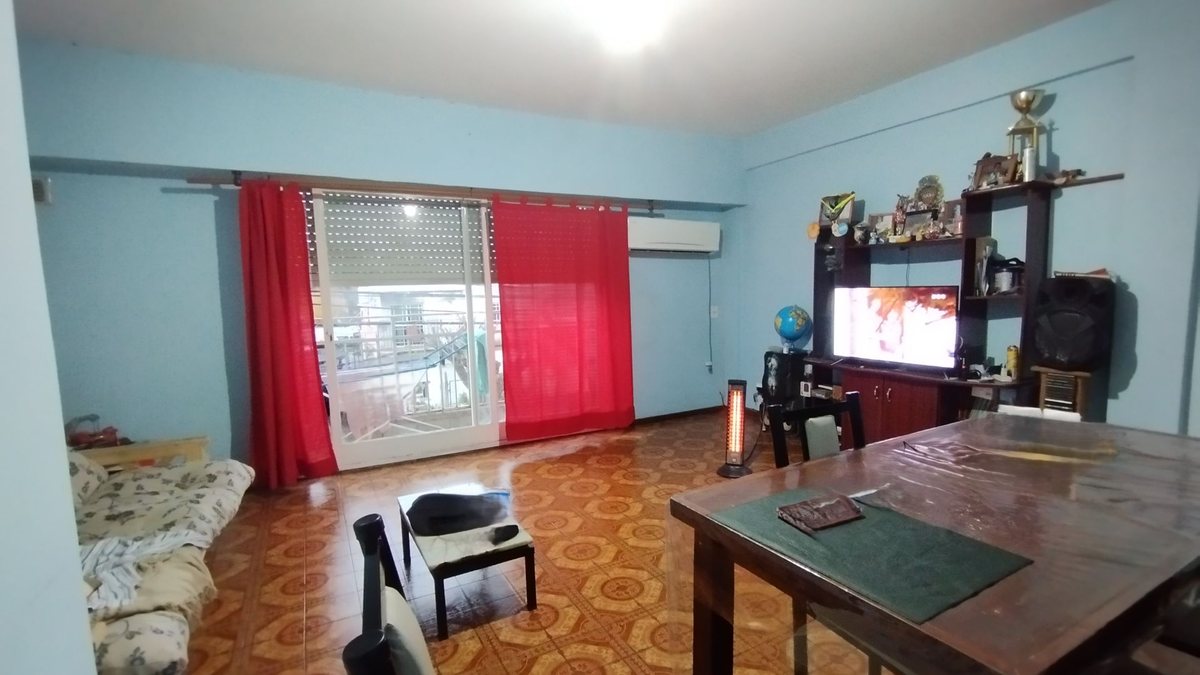 VENTA 3 DPTOS+3 LOCALES EN BLOQUE SAN MIGUEL OPORT