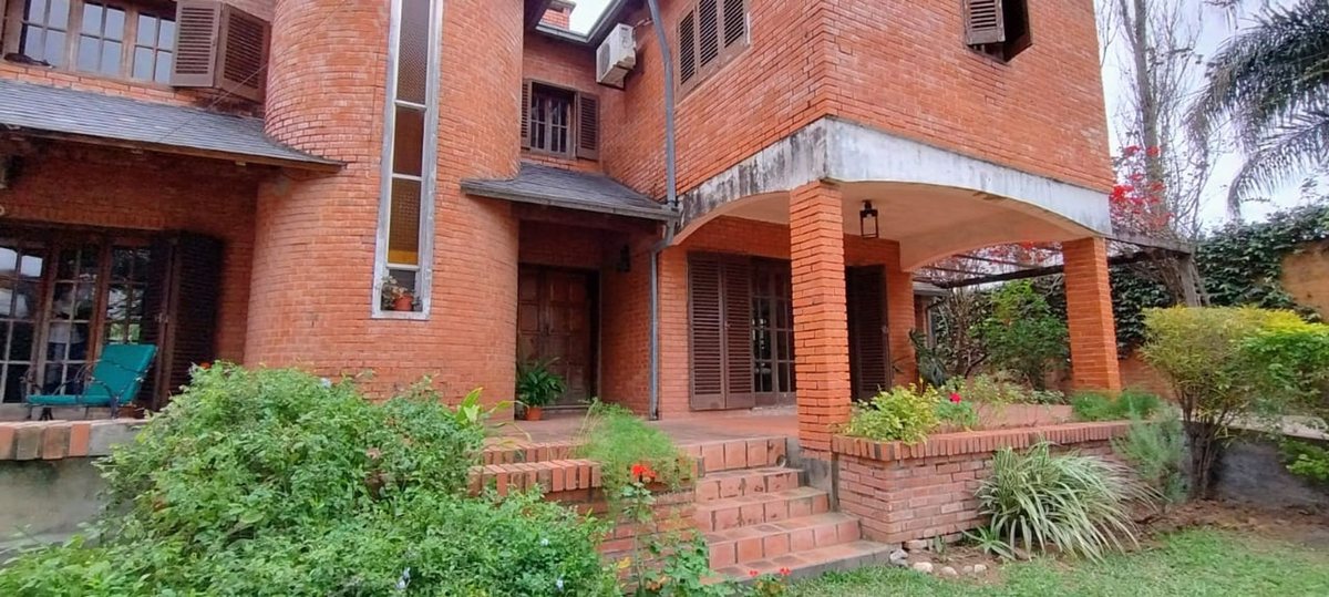 CASA EN VENTA EN GOYA - CORRIENTES