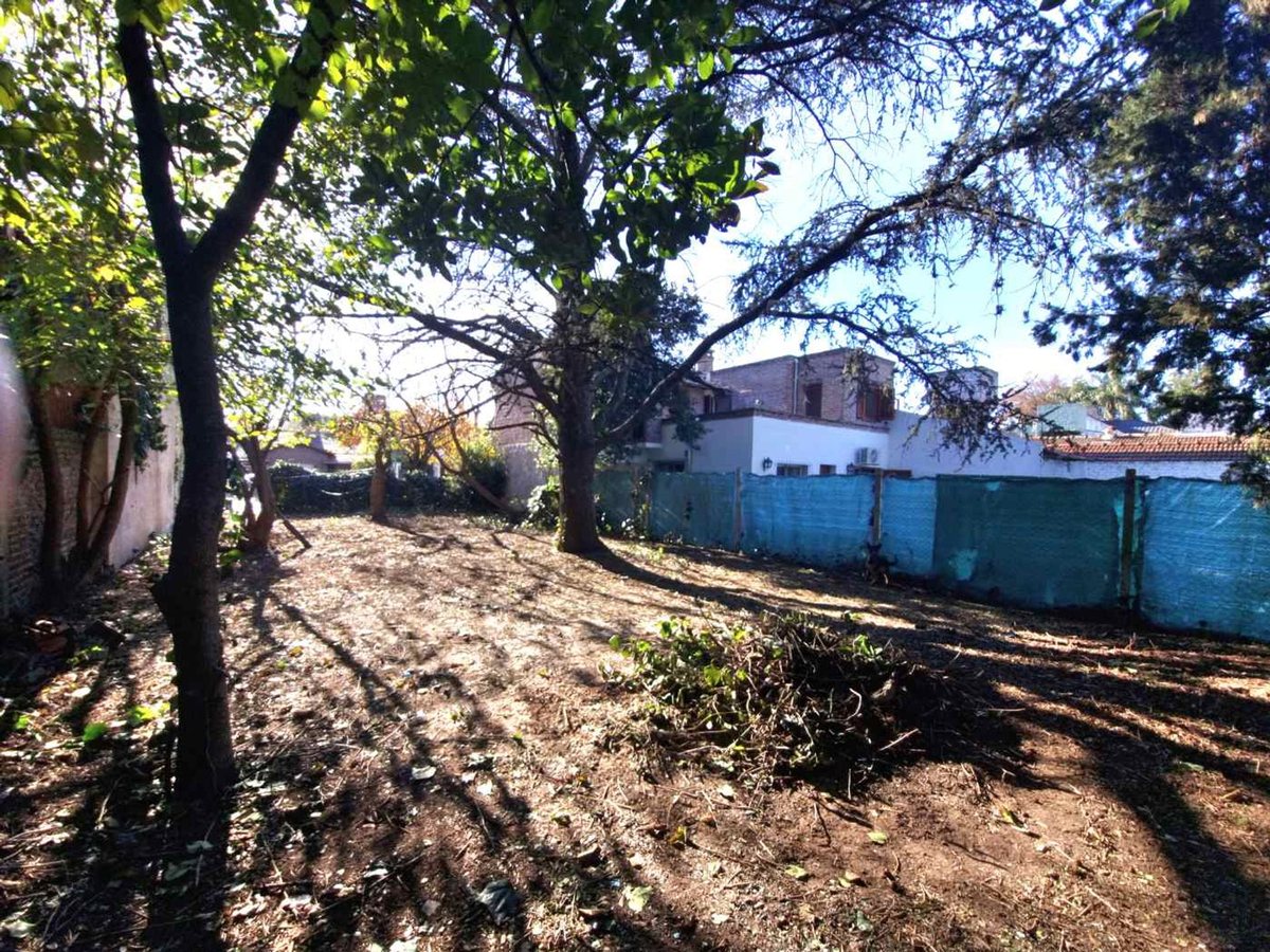 TERRENO CON PILETA VENTA 362m2 BELLA VISTA