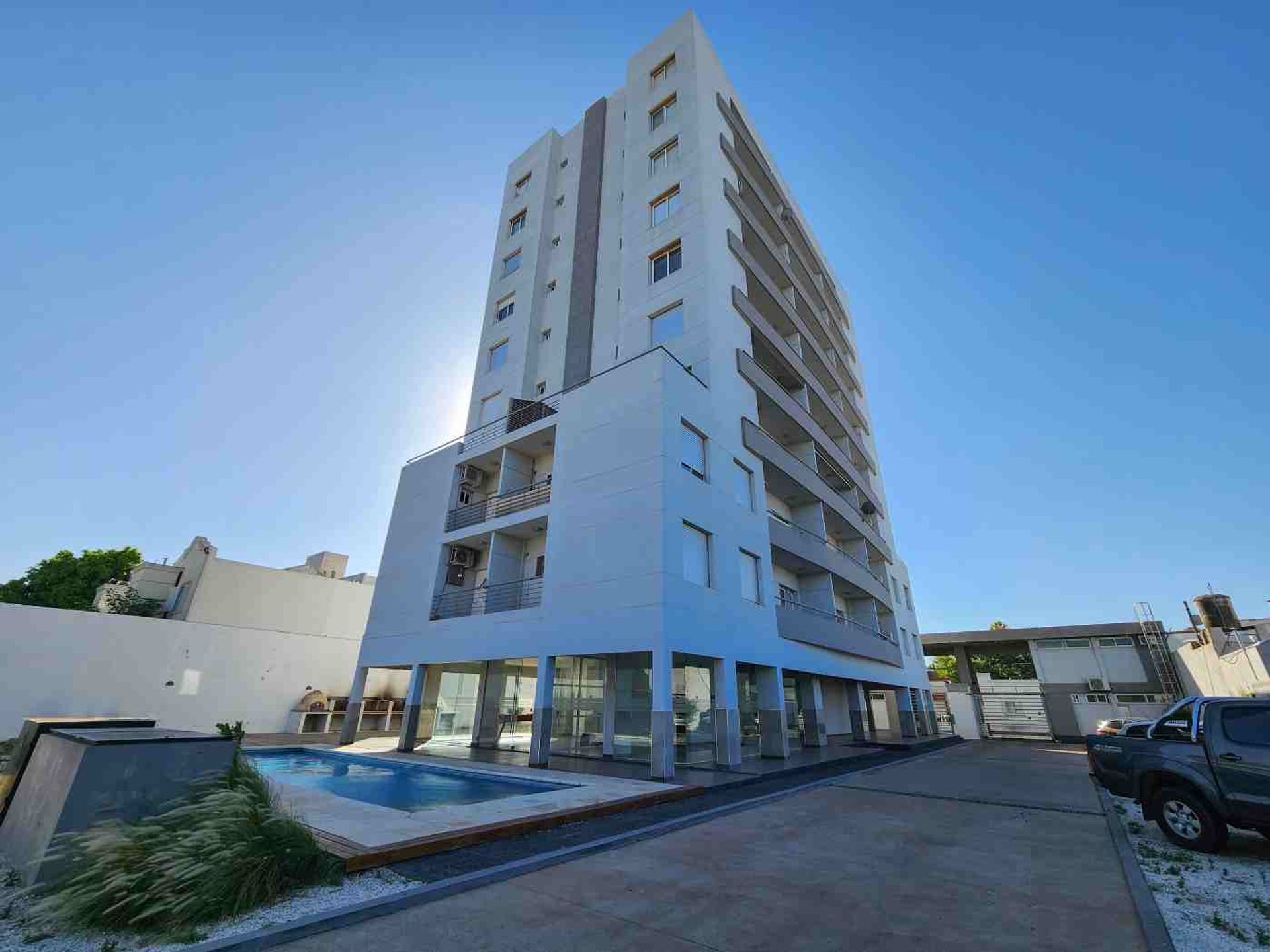 DEPARTAMENTO EN VENTA SAN NICOLÁS UN DORMI. PILETA