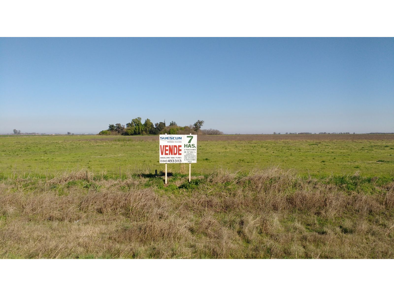 Campo en Roldán sobre Ruta AO12