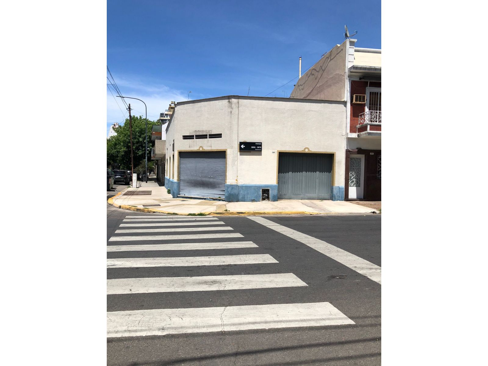 LOCAL COMERCIAL EN ESQUINA EN BOEDO