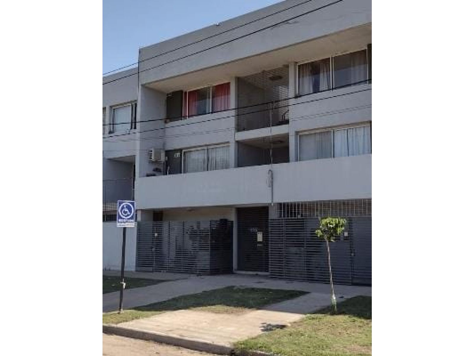 GRANADERO BAIGORRIA, AVENIDA BUENOS AIRES 1155 DPTO 4