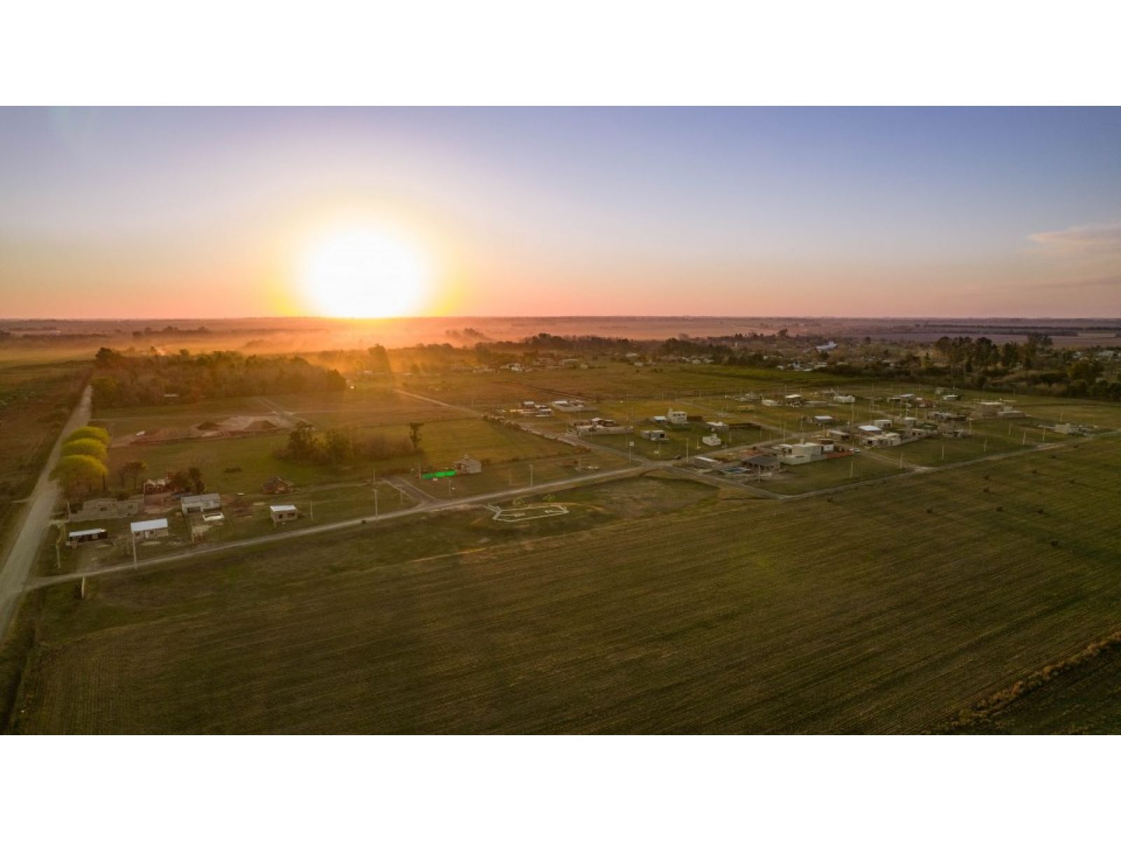 Terreno de 374m2 en Fincas de Ybarlucea, a 10 minutos de Rosario. Escritura inmediata.