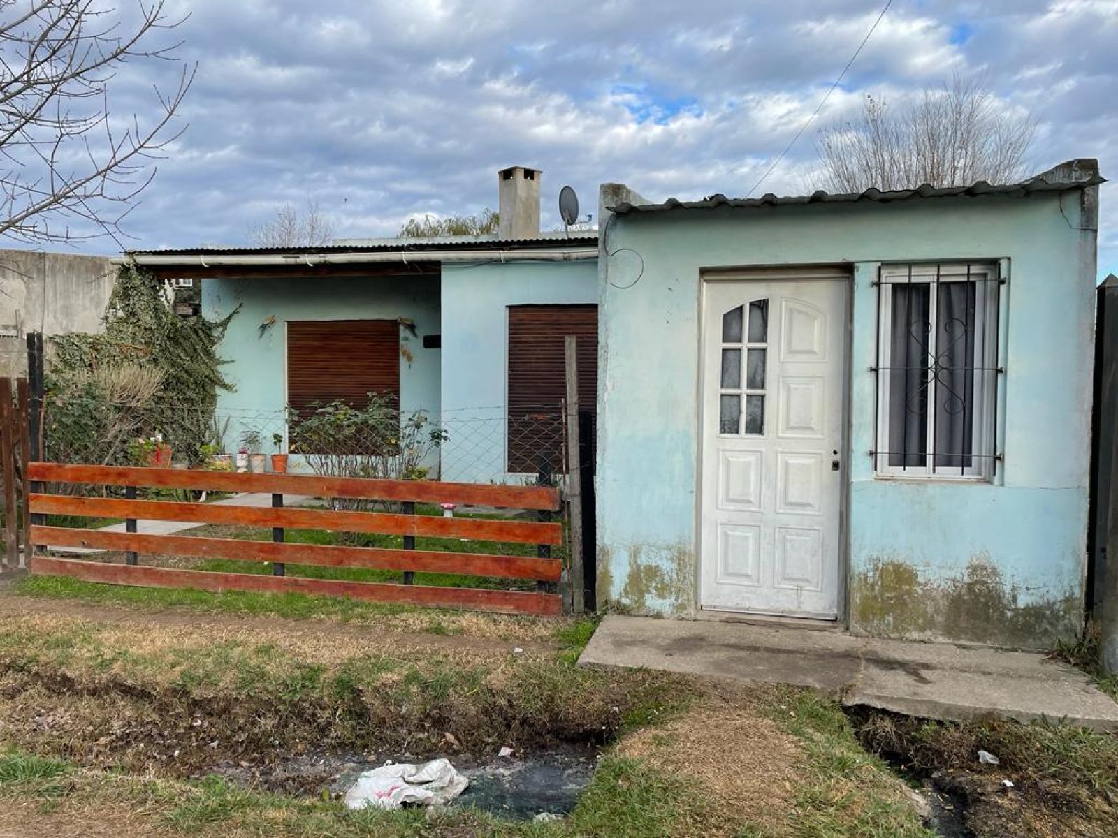 Propiedad sobre calle Formosa 2200 - Barrio Los Claveles