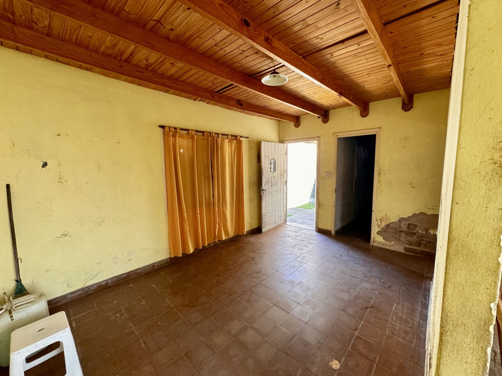 Venta: casa a reciclar en San Lorenzo, Santa Fe.