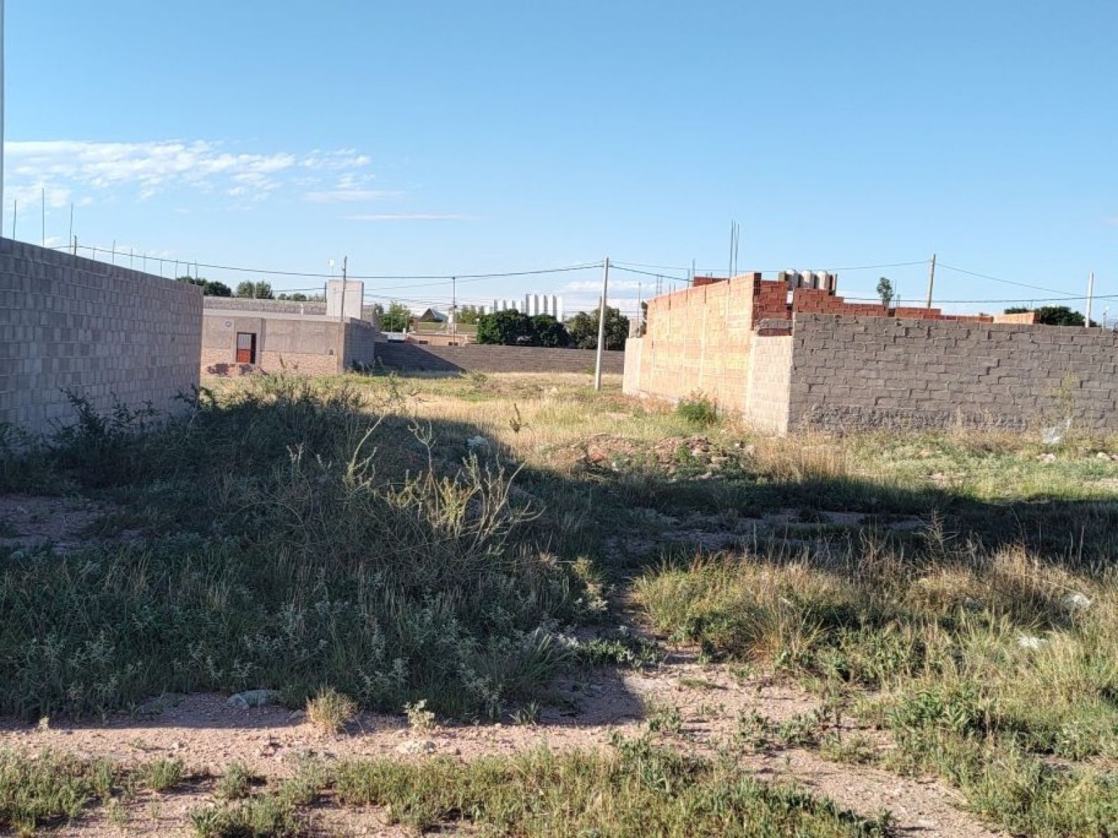 VENDO LOTE EN ZONA BARRIO JARDIN- SAN LUIS CIUDAD