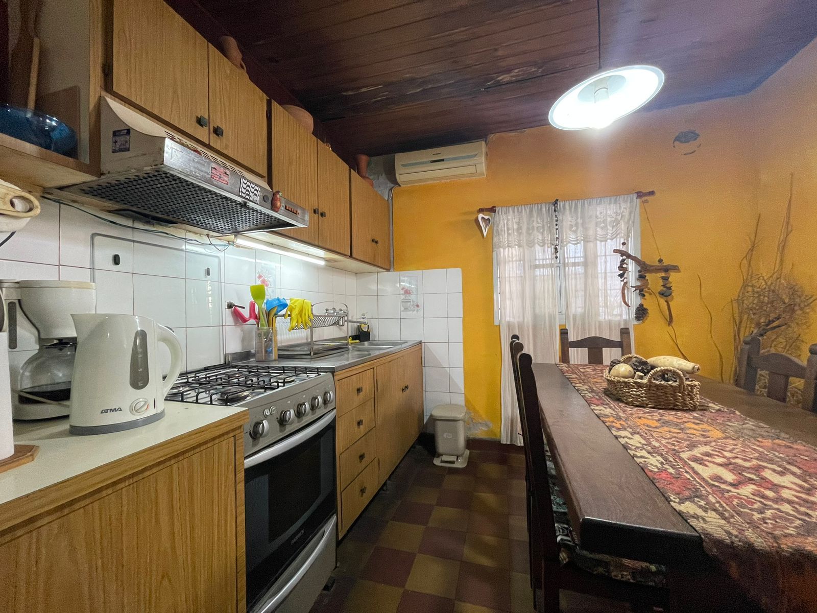 Casa de 2 dormitorios en Fisherton con patio a la Venta