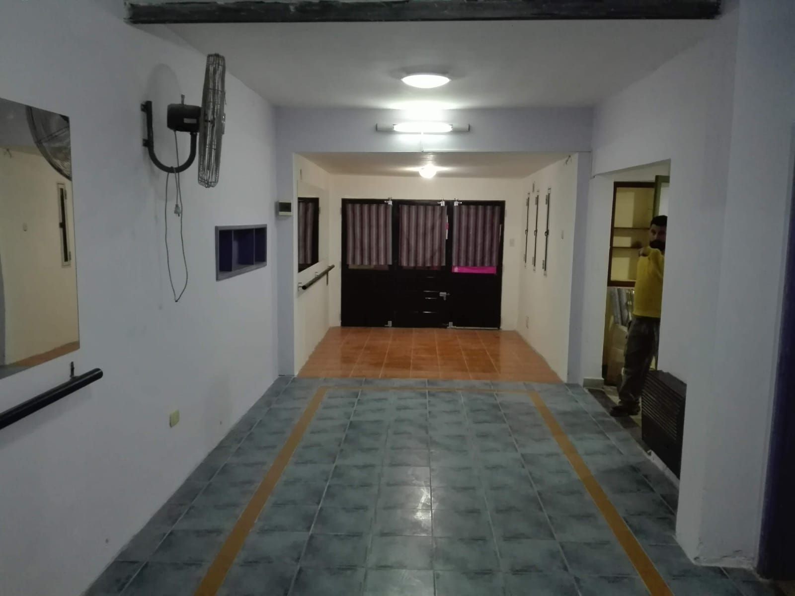 -OPORTUNIDAD-CASA 2 DORM C/COCHERA DOBLE