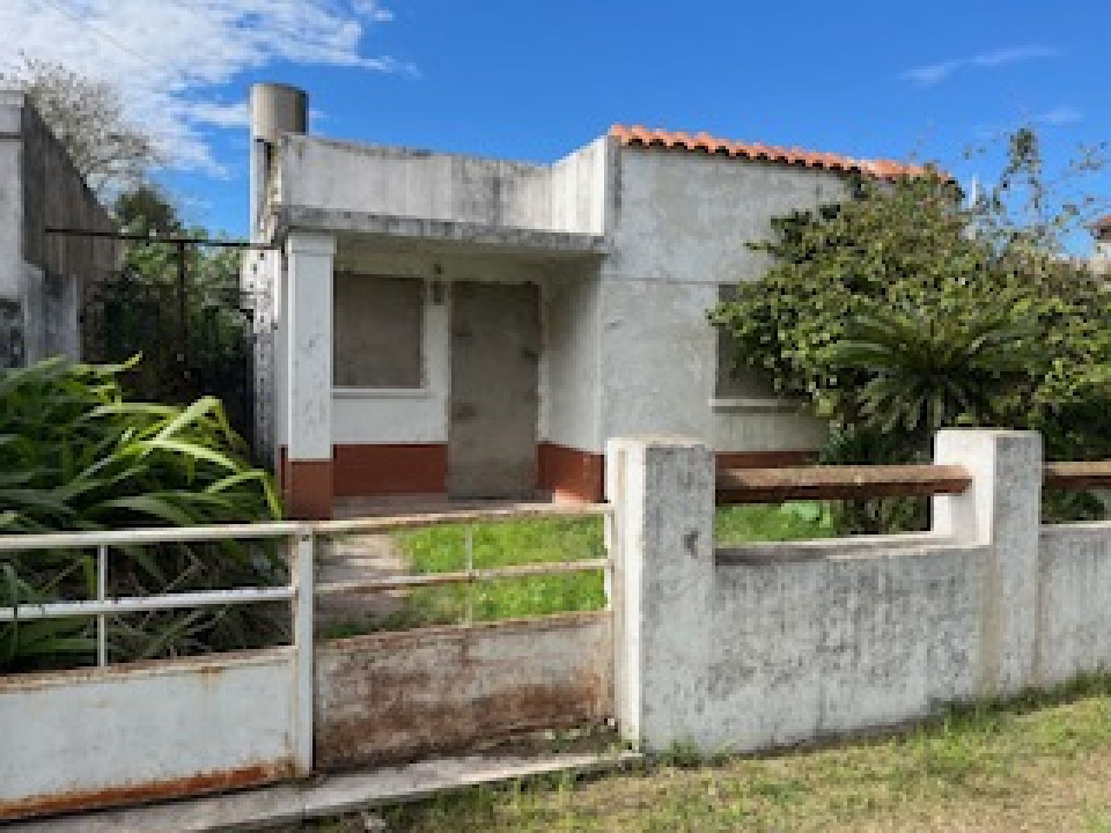 LINIERS 1700. TERRRENO LIBRE OPCION TERRENO CON PROPIEDAD.OPORTUNIDAD