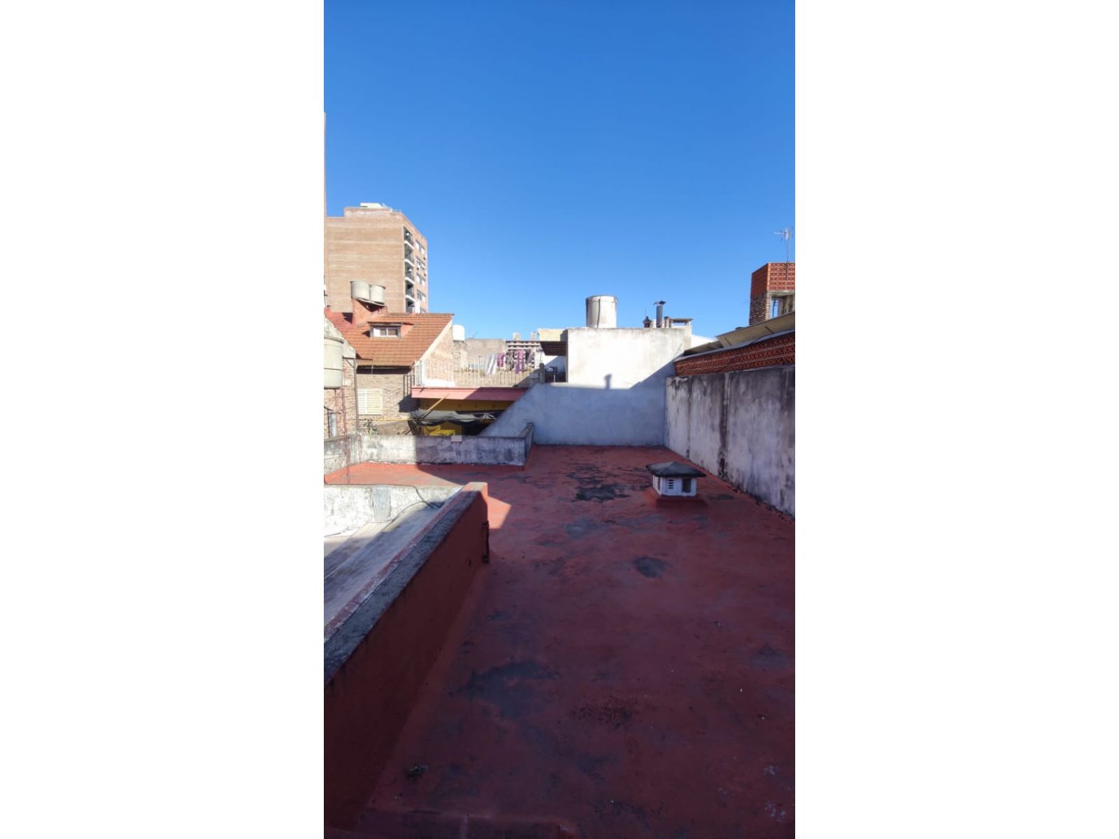 Venta departamento de pasillo altura Viamonte 123