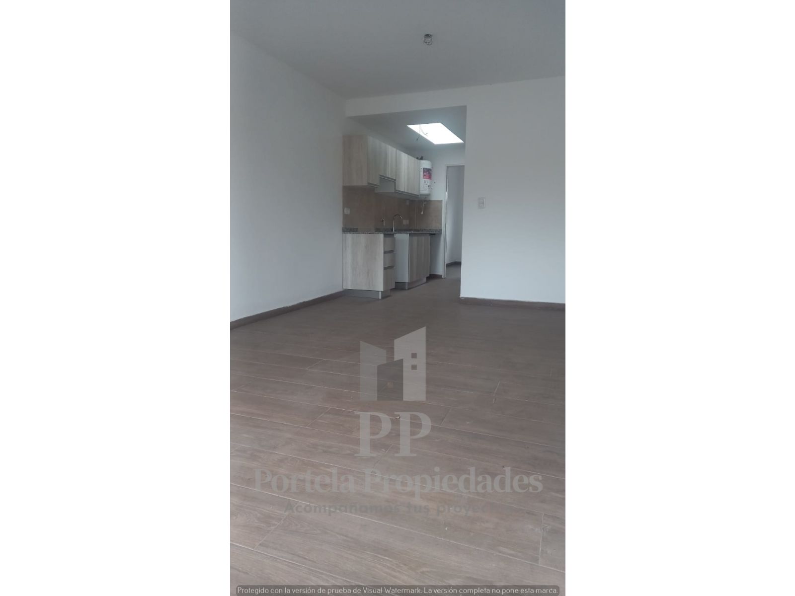 DEPTO DE 2 AMBIENTES EN COMPLEJO CASTELAR NORTE CON COCHERA