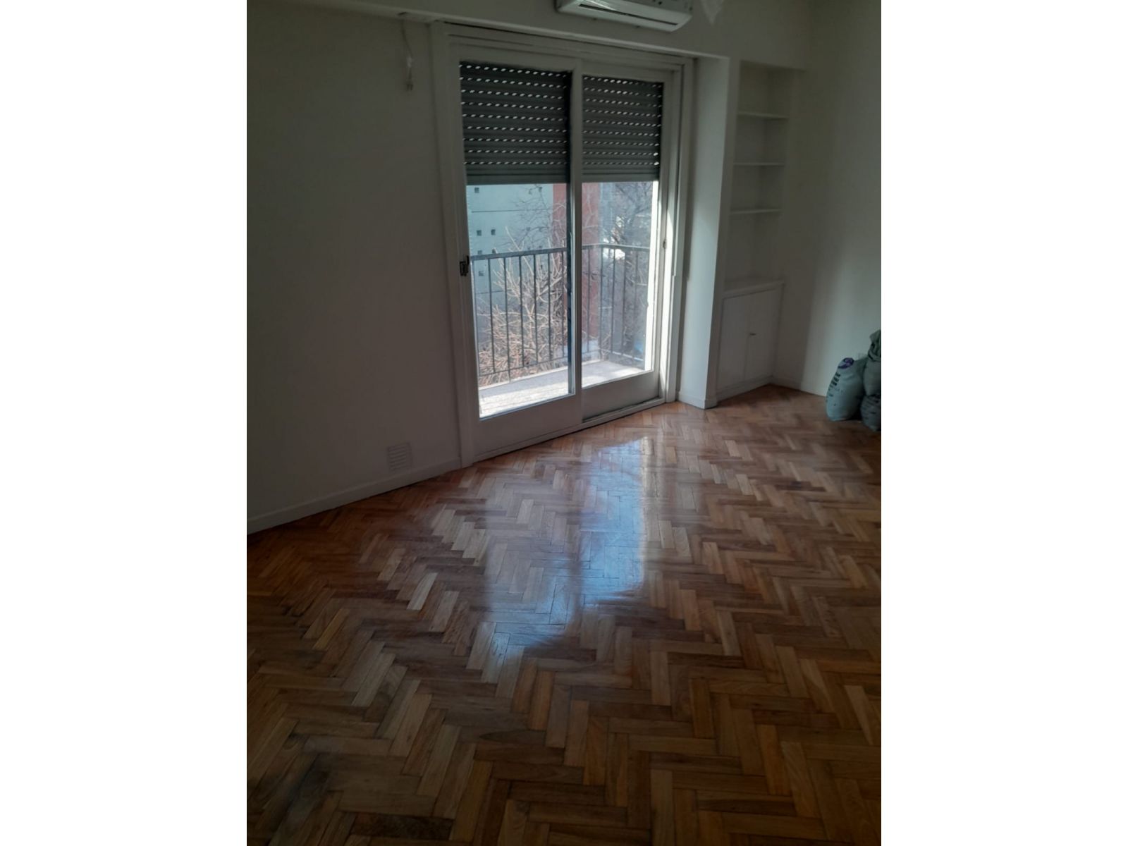 Venta departamento 2 ambientes con balcon frente