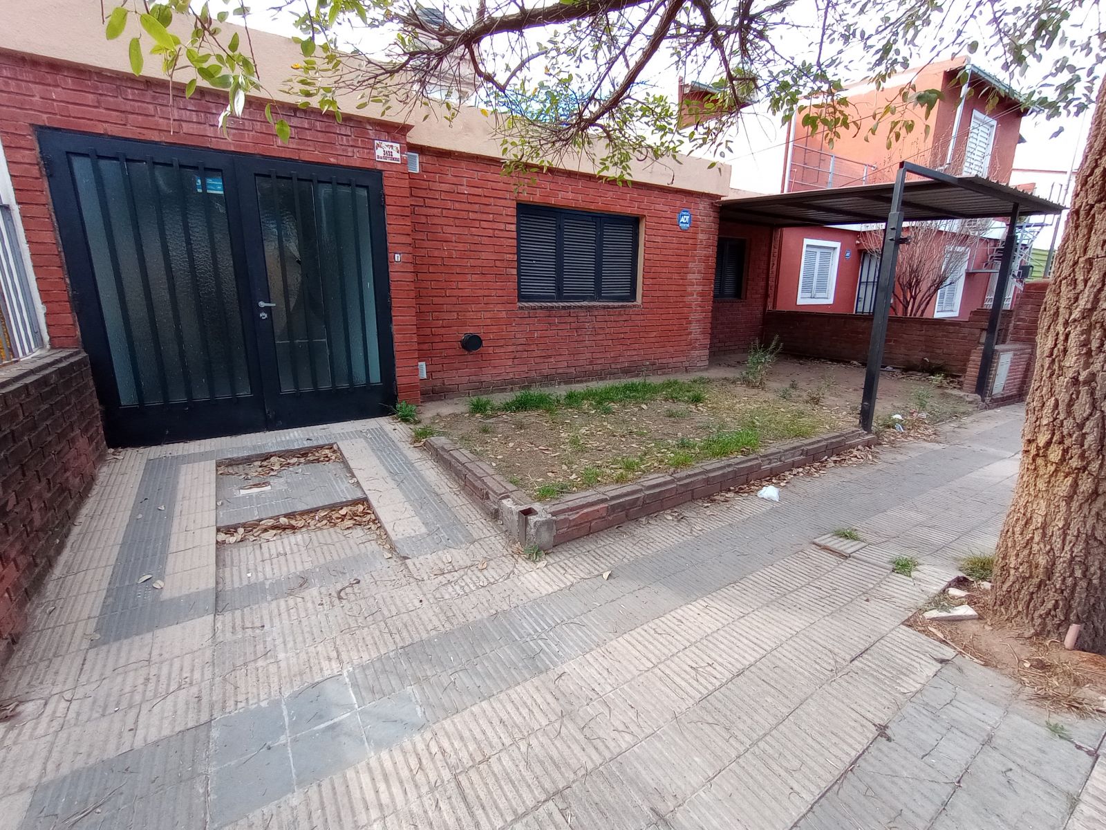 Alquiler casa 2 dorm B° Panamericano