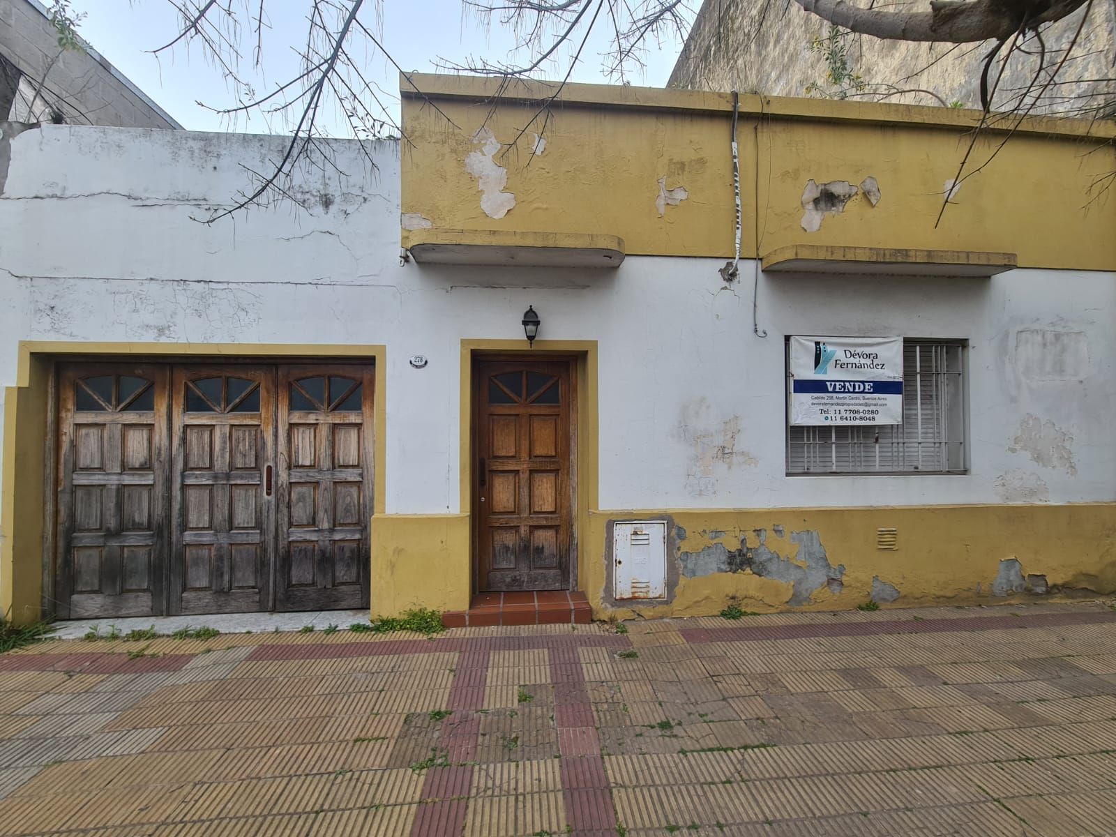 CASA EN EL CENTRO DE MORON