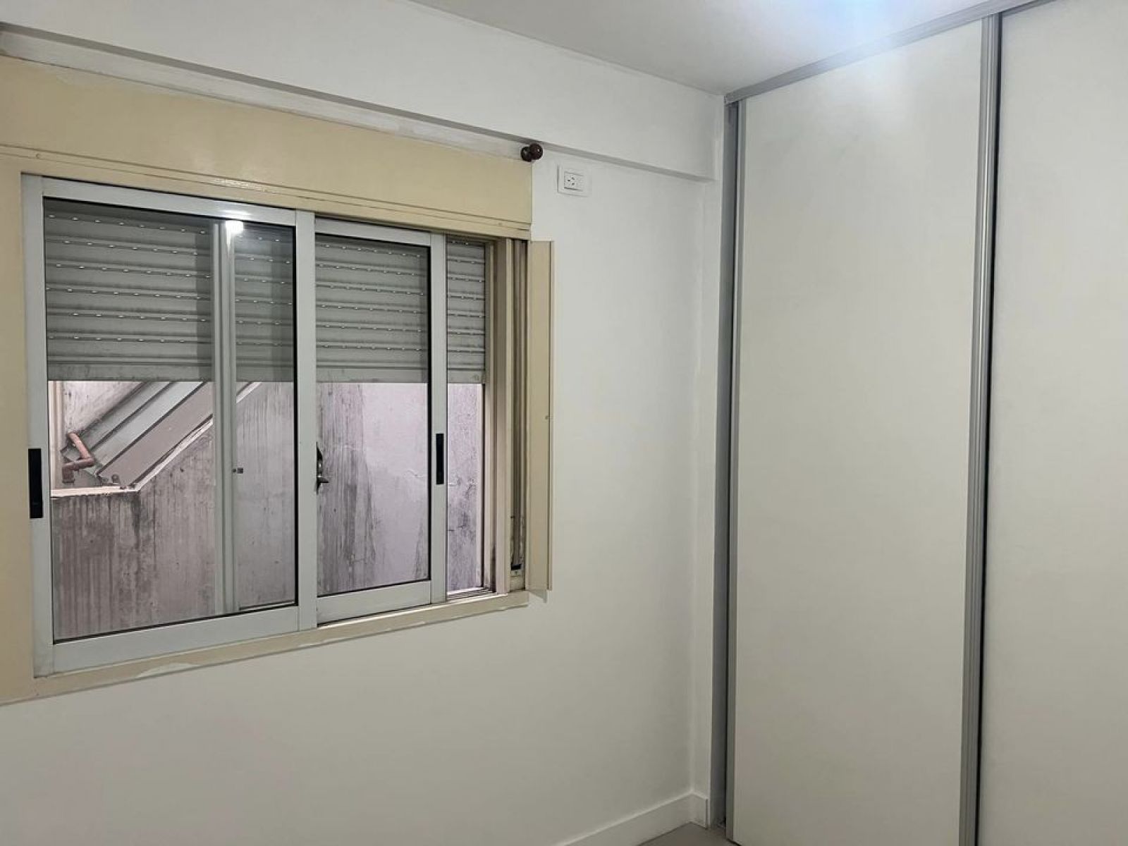 VENTA departamento 2 ambientes Saénz Peña Tres de Febrero