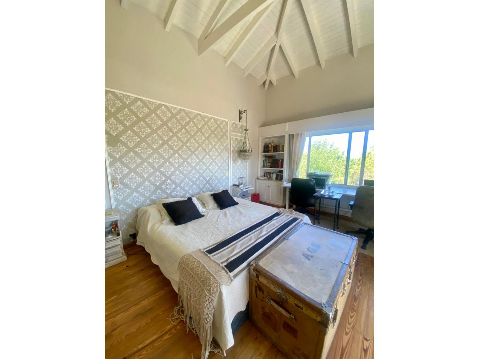 VENTA Excelente propiedad de Categoría en country La Serena