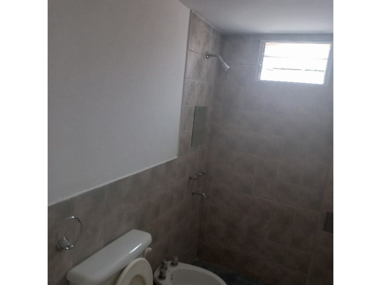 Departamento de 1 dormitorio con patio en barrio San Vicente