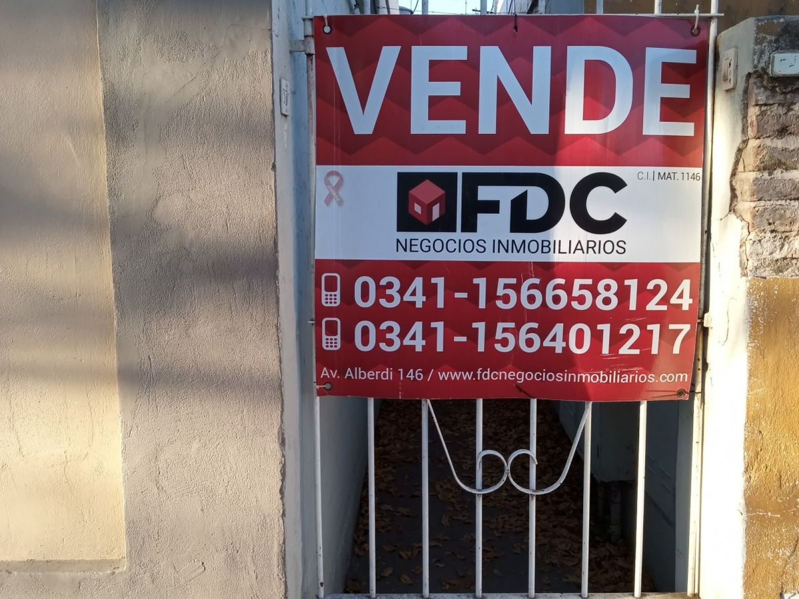 VENTA CASA 3 DORMITORIOS DE PASILLO LA FLORIDA PERMUTA INVERSORES