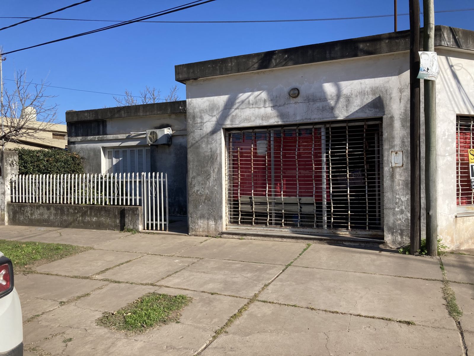 ROLDÁN - CASA EN VENTA - IMPORTANTE ESQUINA CON LOCAL