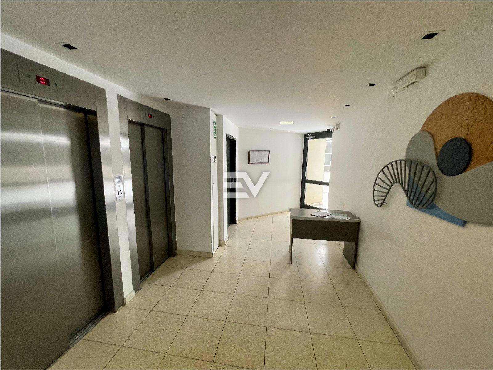 VENTA. OPORTUNIDAD EN NUEVA CORDOBA. DEPTO 1  DORM MODERNO Y DESOCUPADO. FRENTE A CIUDAD UNIVERSITARIA!