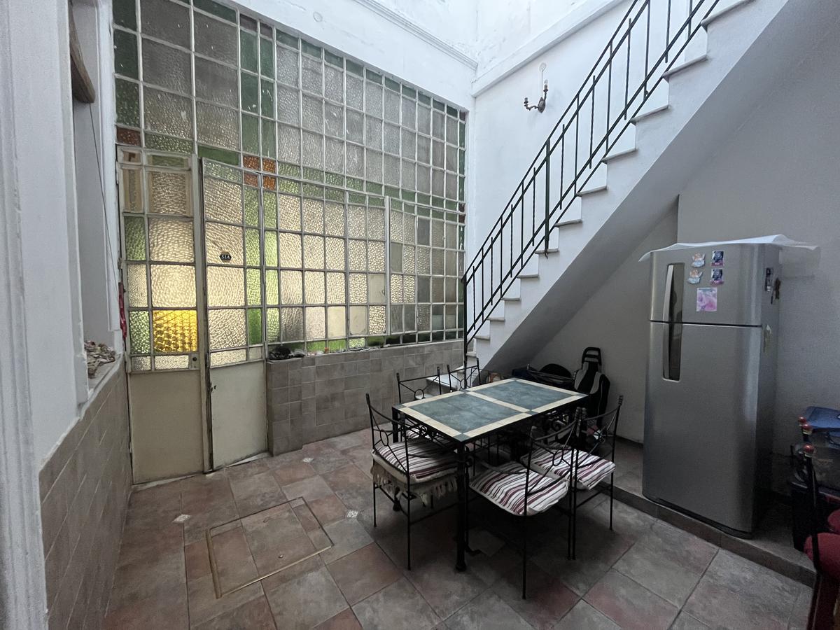 VENTA CASA 4 DORMITORIOS CON TERRAZA  ROSARIO PICHINCHA