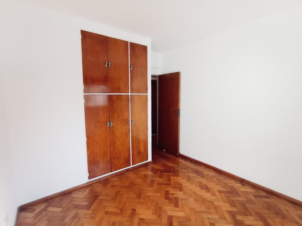 Excelente 3 ambientes en Venta  - Edificio en Esquina - Villa del Parque  Helguera 3200