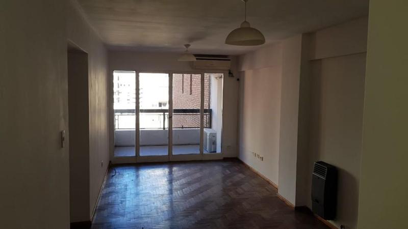 Vendo depto contrafrente 2 dorm 2 baños COCHERA en Nueva Córdoba!!!