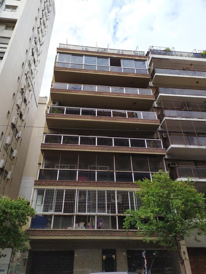 Rosario al 0 Departamento de 4 ambientes con dependencia en Venta en Caballito