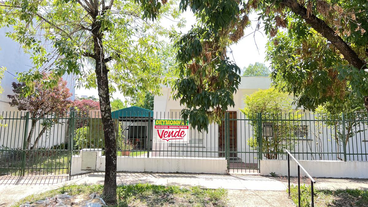 Casa en zona Parque Quirós Importante Lote