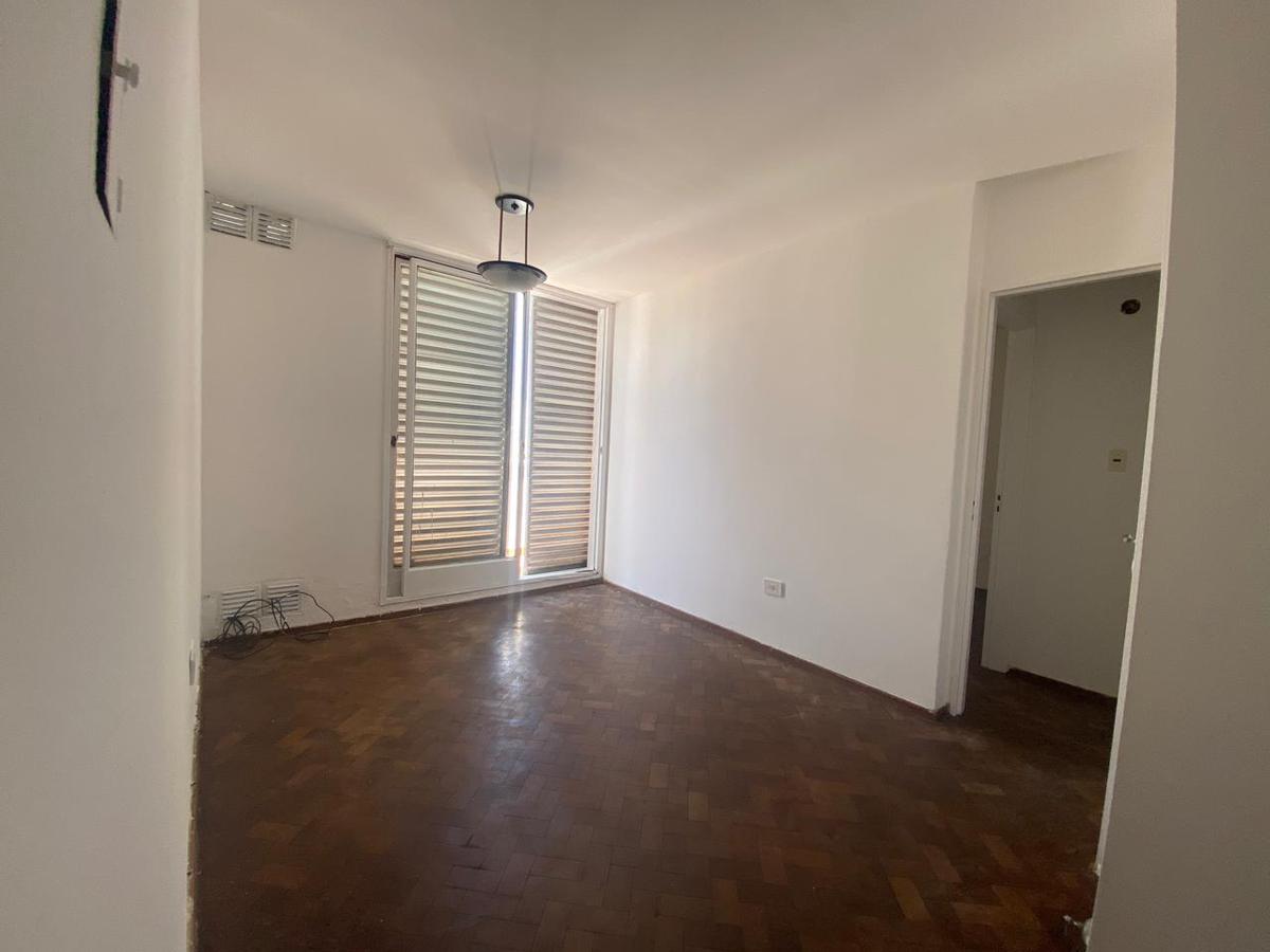 Departamento dos Dormitorios con cochera 45 m2 en venta Oportunidad Martin