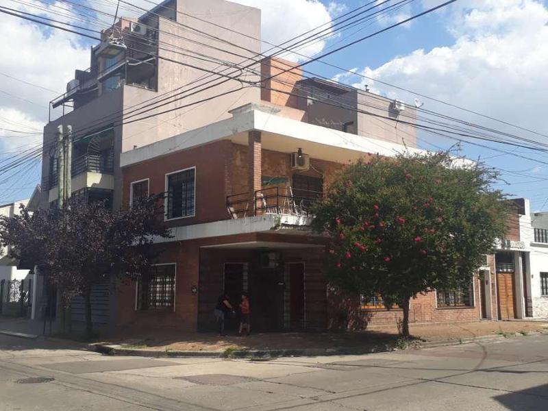 Casa para 2 Familias en Venta en Lanus Este