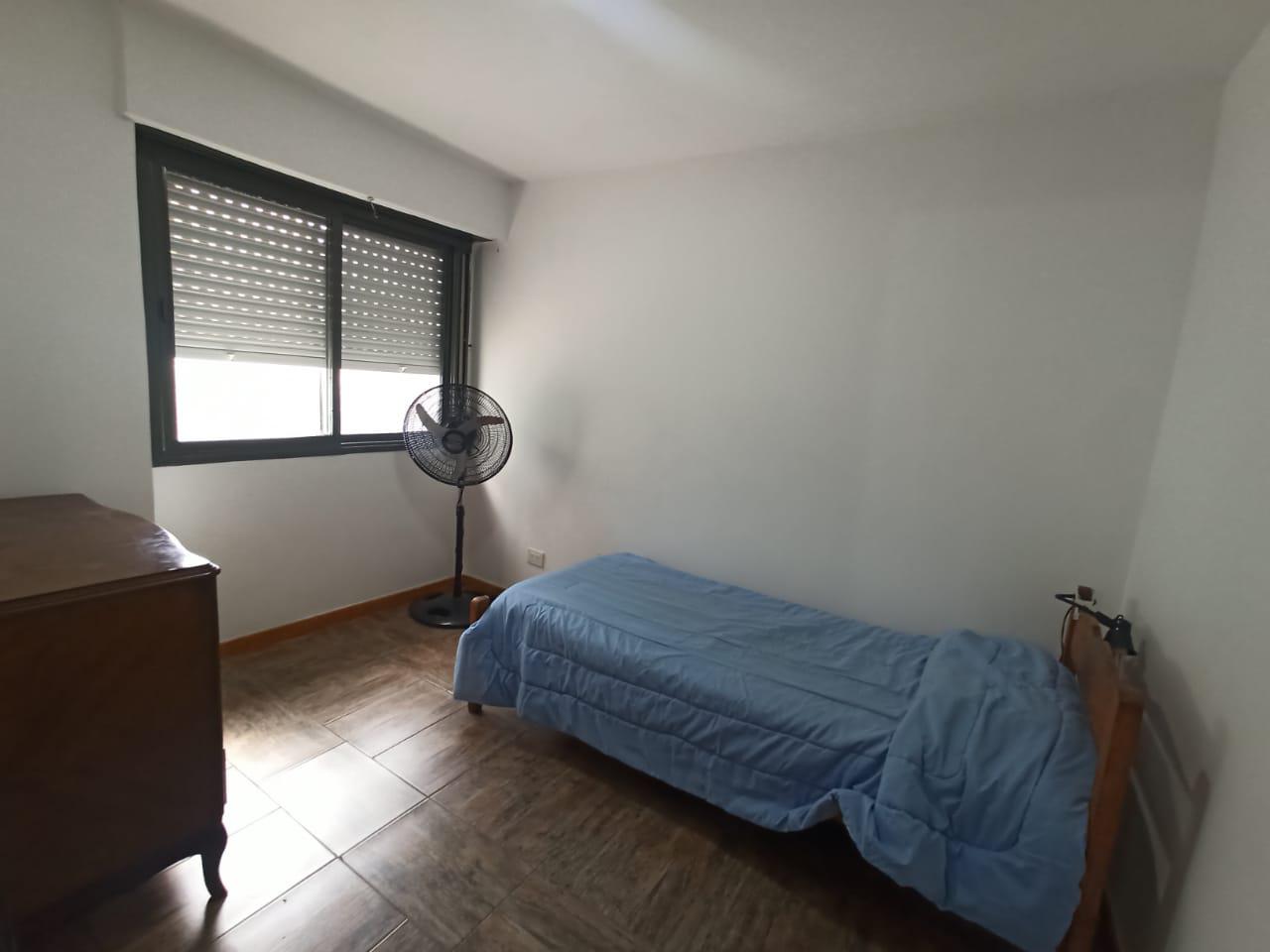 16 entre 43 y 44 - Departamento en VENTA