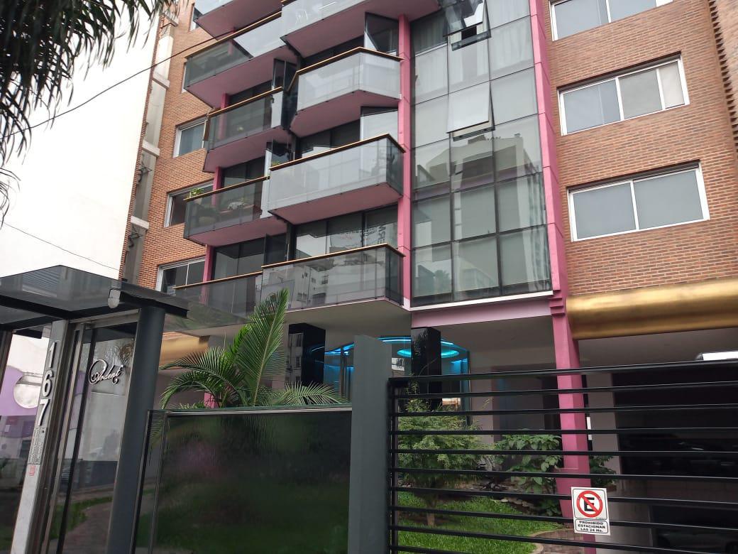 Venta Departamento 2 Amb. en Ramos Mejía -  Muy Buen Estado  Céntrico  C/Cochera