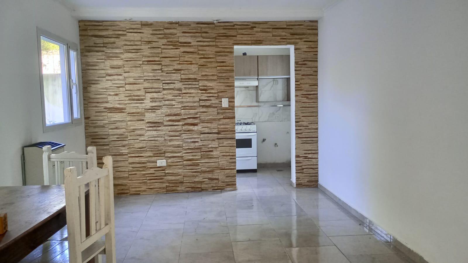 Departamento en venta - 2 Dormitorios 1 Baño - Cochera - 143Mts2 - Tandil