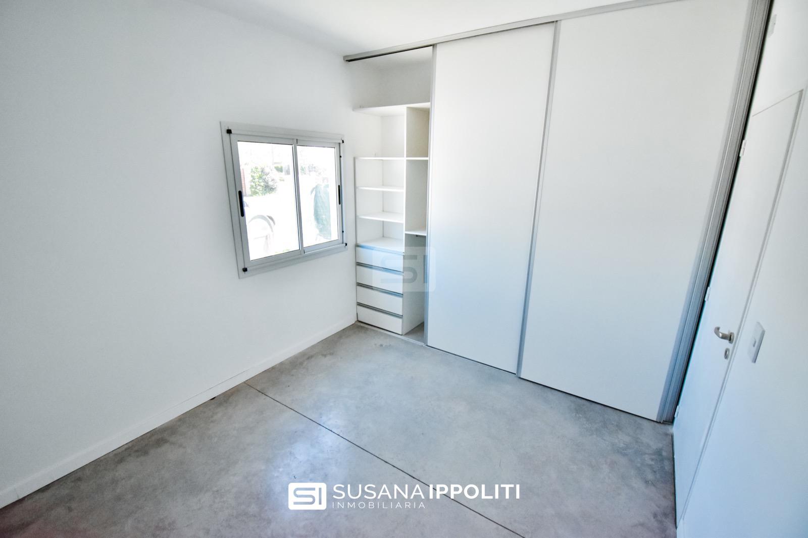 Casa en venta de 3 dormitorios en Roldan desarrollada en planta baja