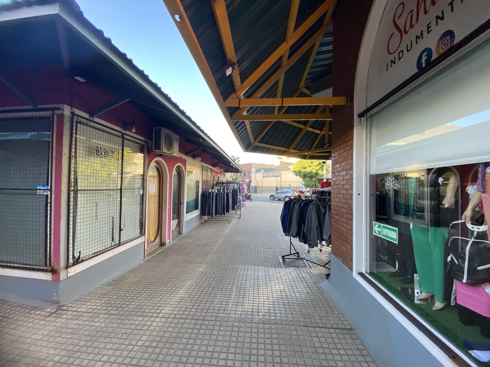 Local en  Venta en Shopping Ancla en Mar de Ajó