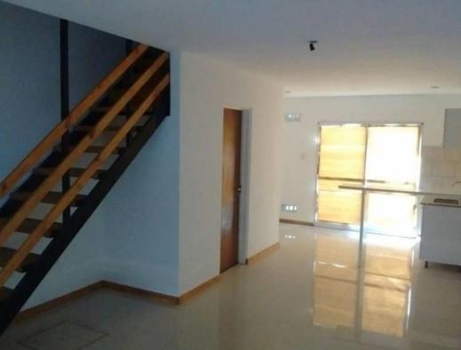 DEPARTAMENTO VENTA DUPLEX  MARCOS PAZ CENTRO ESCRITURADO FINANCIACION O PERMUTA