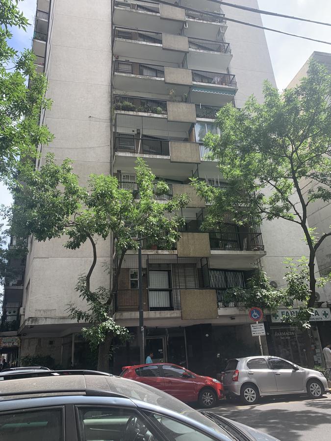 Recoleta  Piso 14 Excelente vista 3 amb. con dep. de servicio a 1 cuadra de Libertador