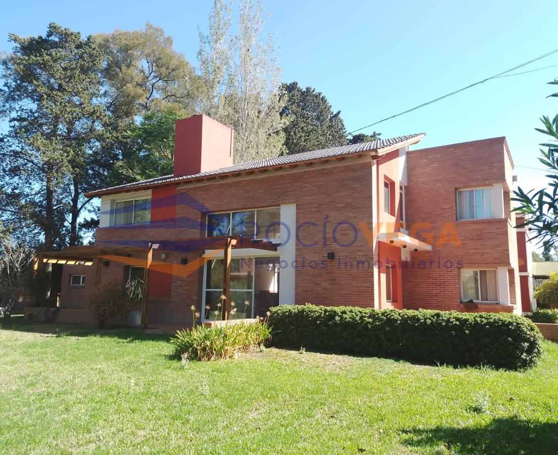 Casa en venta en Cardenal del Monte General Rodriguez