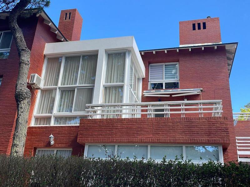 DEPARTAMENTO DE 4 AMBIENTES EN BARRIO CERRADO TERRAZAS AL GOLF