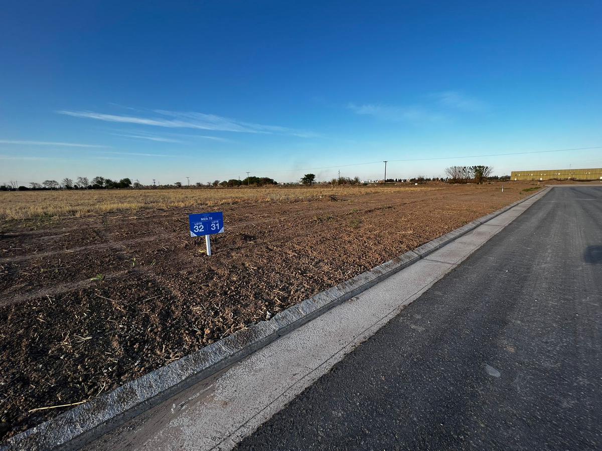 Cuestas de Manantiales, Residencial 287m2 fondo norte 