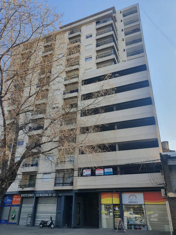 Venta Cochera - Barrio Lourdes