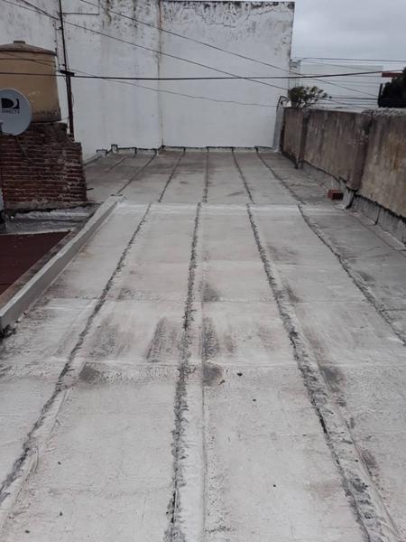 CASA A RECICLAR VENTA 3 AMBIENTES CORONEL SAYOS 1308 (LANUS)