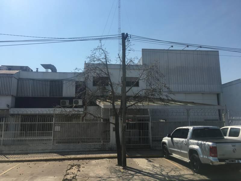 Excelente Depósito Industrial en San Martín