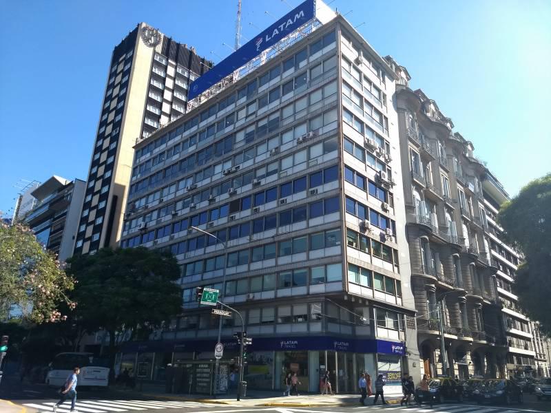 Cerrito 866 - Oficinas en Venta con Renta